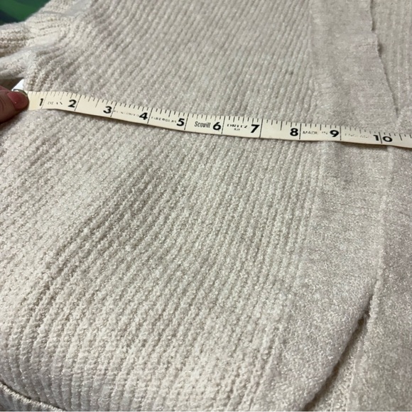 Maurices beige open-front cardigan sweater with front pockets. - Picture 8 of 9